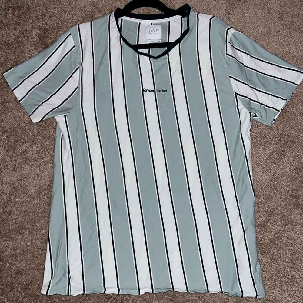 Denim and Flower Blue and White Stripped Short Sleeve Large T-Shirt